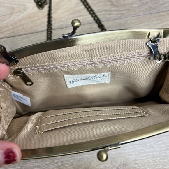 Universal Thread Polka Dot Clasp Closure Chain Crossbody Bag w/ Interior Pockets - Picture 3 of 5